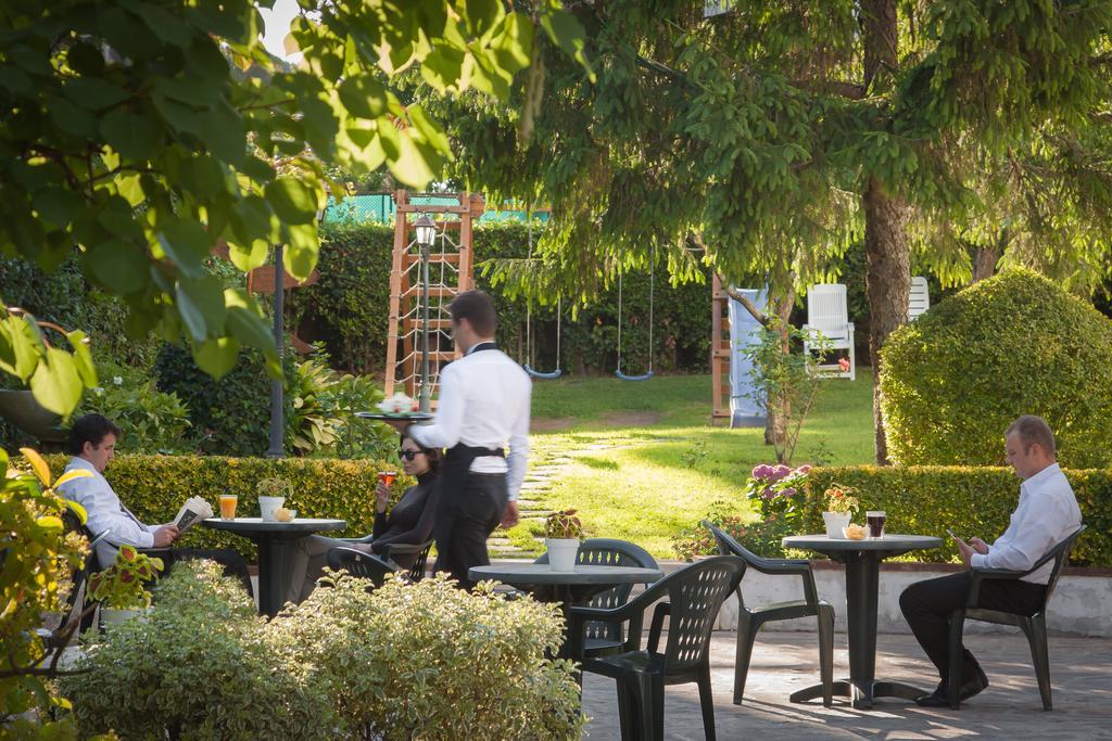 Park Hotel Dei Massimi Roma Exterior foto